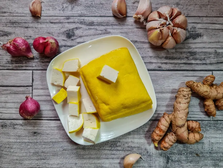 Tofu, tempeh en plantaardige eiwitten in een keuken