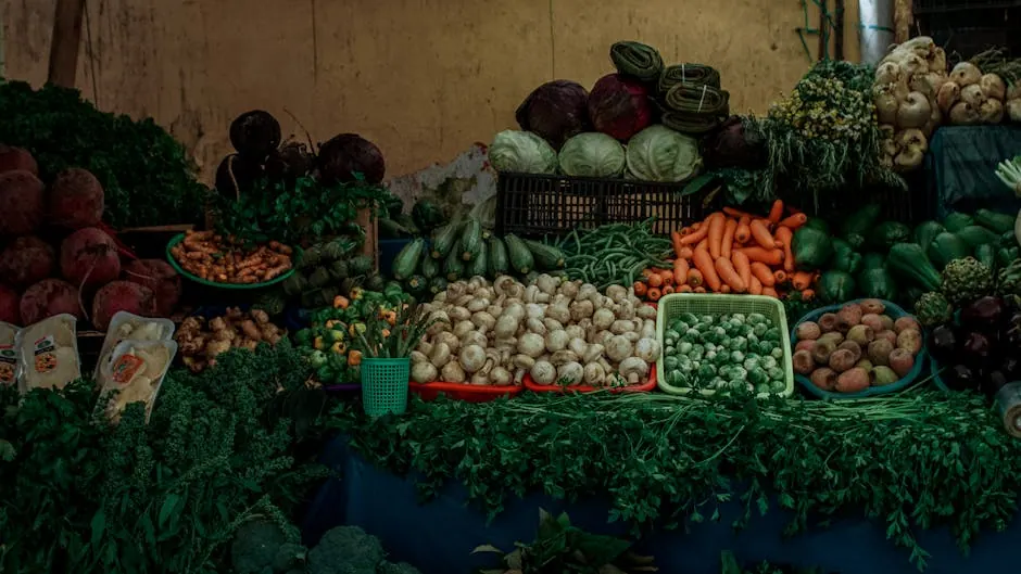 Verse groente en plantaardige ingrediënten op een markt